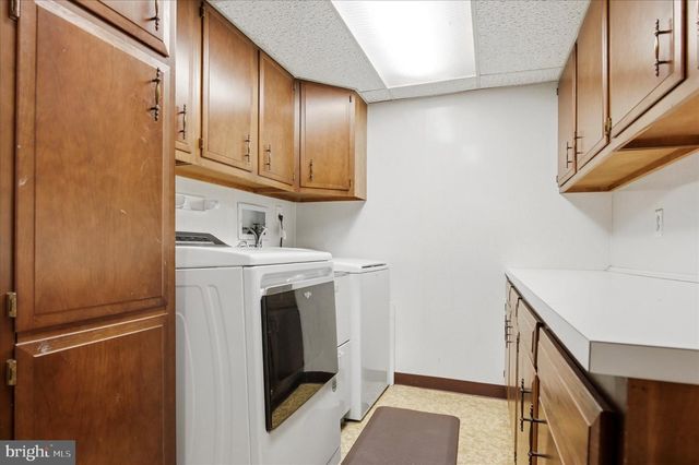 241 SCHOOL LANE, Norristown, PA 19403