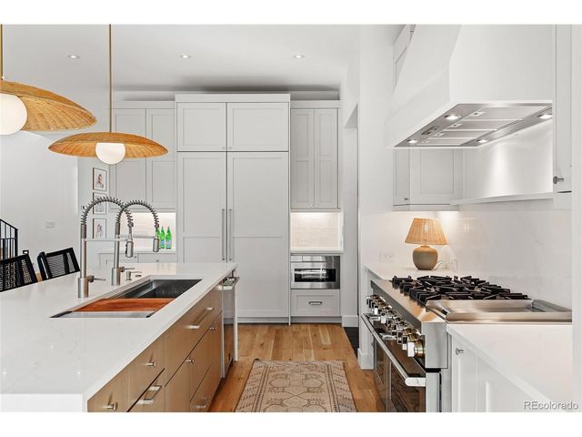 2930 S Madison St, Denver, CO 80210