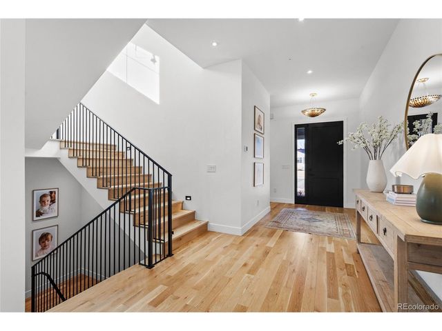 2930 S Madison St, Denver, CO 80210