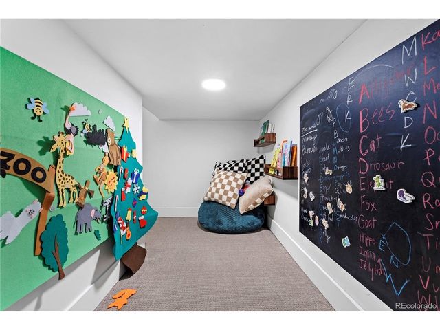 2930 S Madison St, Denver, CO 80210