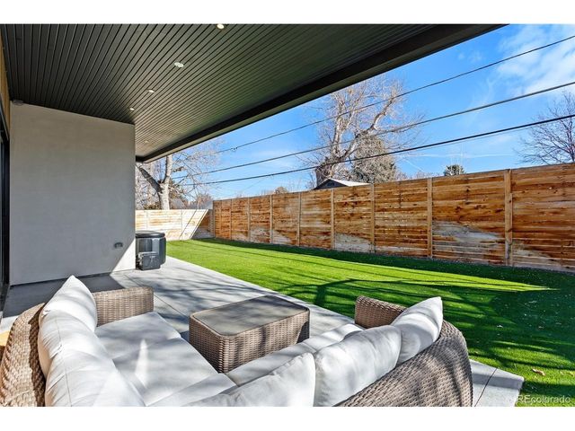 2930 S Madison St, Denver, CO 80210