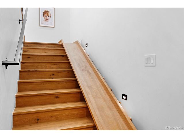 2930 S Madison St, Denver, CO 80210