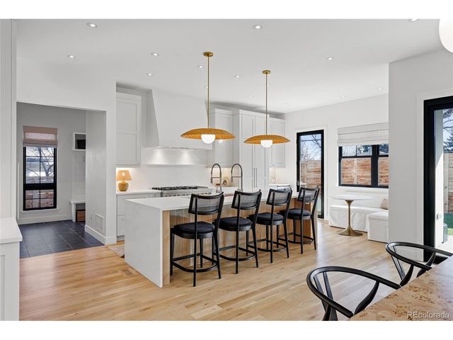 2930 S Madison St, Denver, CO 80210