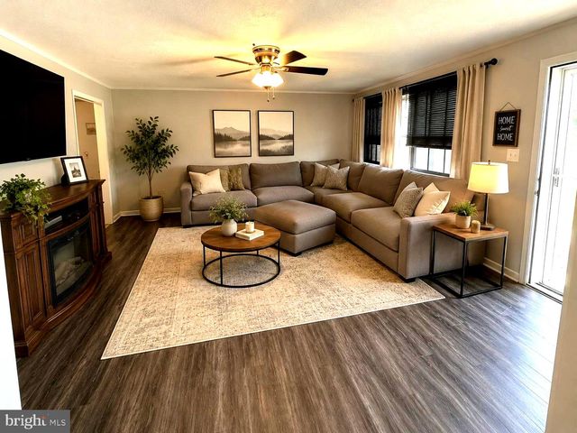 3028 TENNESSEE, Halethorpe, MD 21227