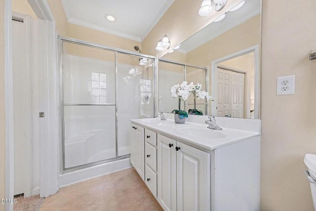 2711 Andover Glen Road, Raleigh, NC 27604