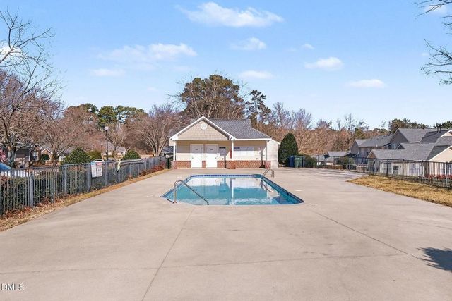 2711 Andover Glen Road, Raleigh, NC 27604