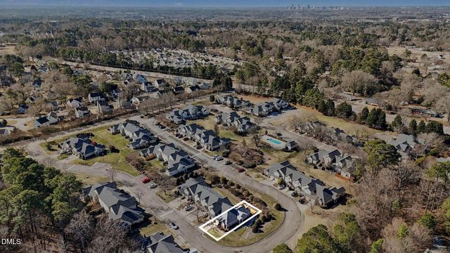 2711 Andover Glen Road, Raleigh, NC 27604