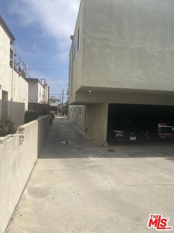 320 Lime Street, Inglewood, CA 90301