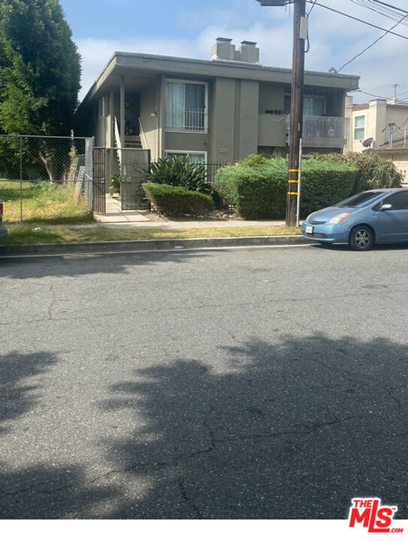 320 Lime Street, Inglewood, CA 90301