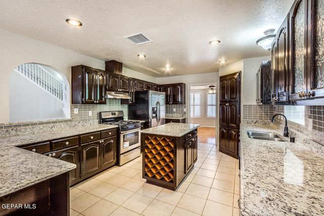 6104 LA POSTA Drive, El Paso, TX 79912