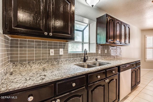 6104 LA POSTA Drive, El Paso, TX 79912