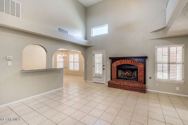 6104 LA POSTA Drive, El Paso, TX 79912