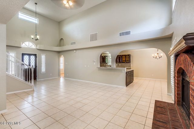 6104 LA POSTA Drive, El Paso, TX 79912