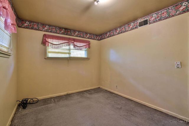 182 Mayview Forest Drive, Woodlawn, OH 45215