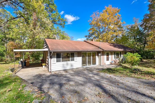 182 Mayview Forest Drive, Woodlawn, OH 45215