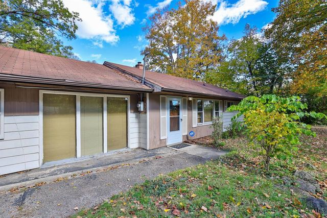 182 Mayview Forest Drive, Woodlawn, OH 45215