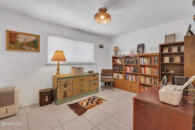 5701 Creston Avenue, El Paso, TX 79924