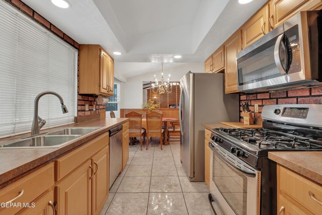 5701 Creston Avenue, El Paso, TX 79924