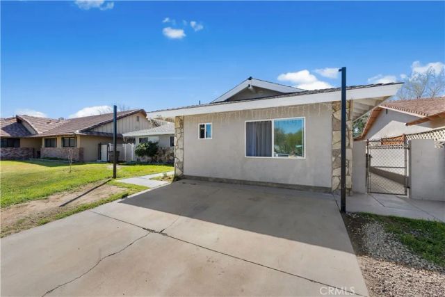 1530 W Kildare, Lancaster, CA 93534