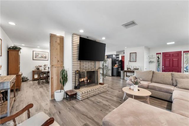 1530 W Kildare, Lancaster, CA 93534