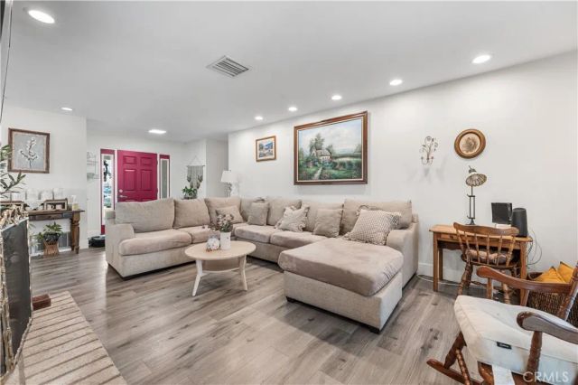 1530 W Kildare, Lancaster, CA 93534