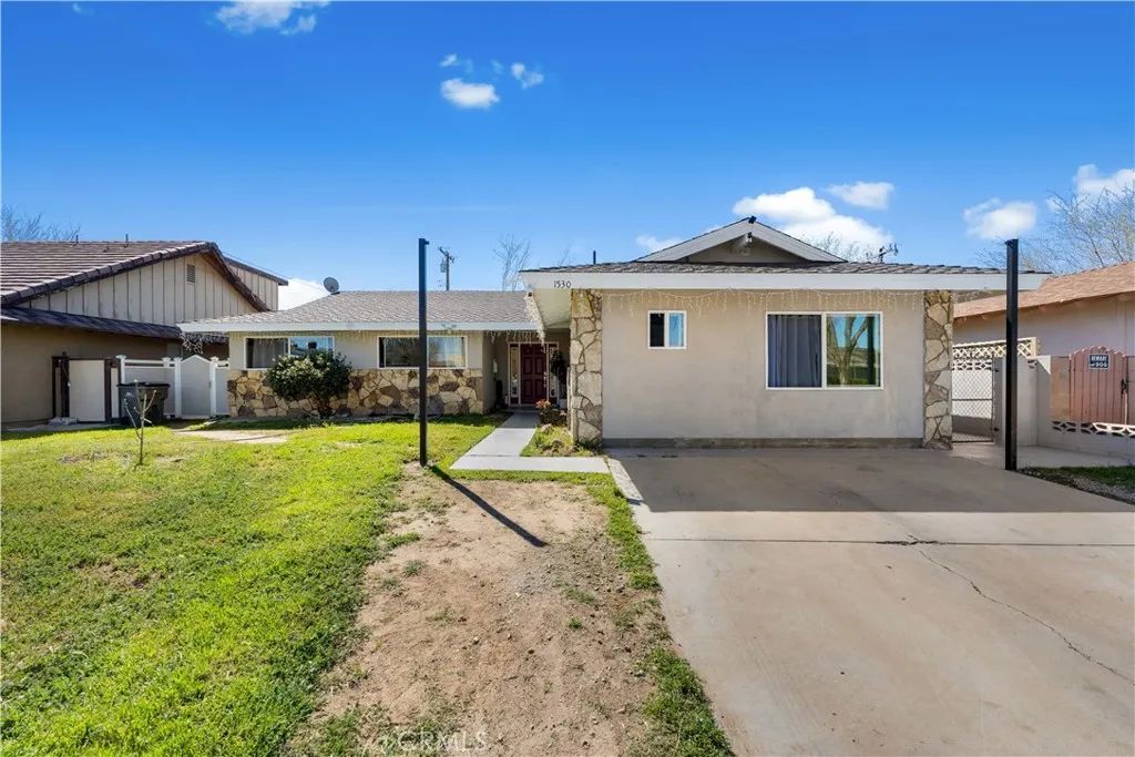 1530 W Kildare, Lancaster, CA 93534