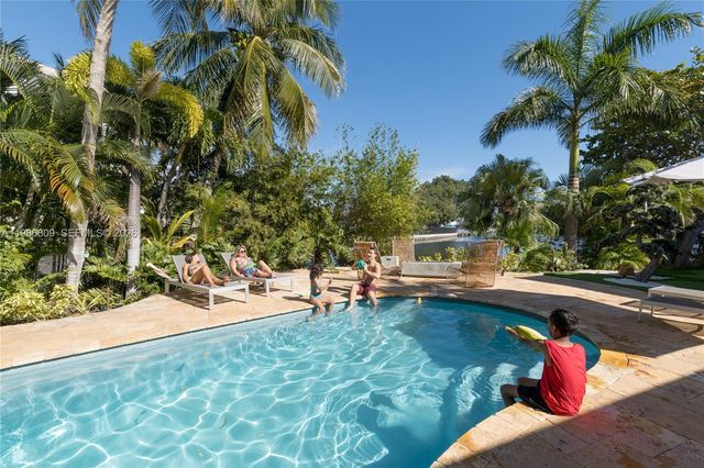 1675 Coral Gardens Drive, Wilton Manors, FL 33334