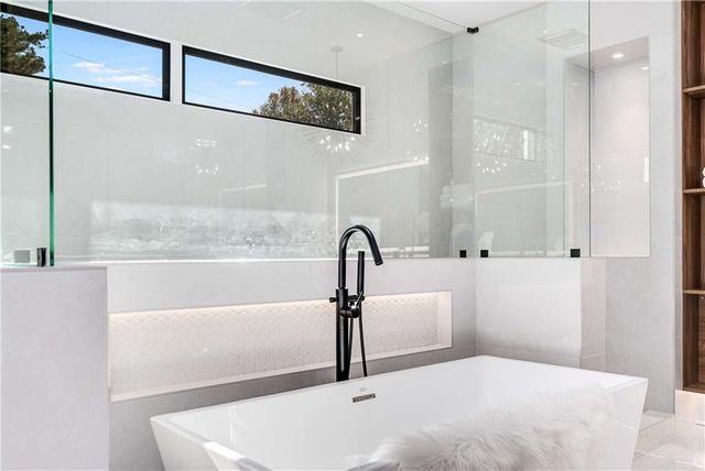 1000 Clementstone Drive, Atlanta, GA 30342