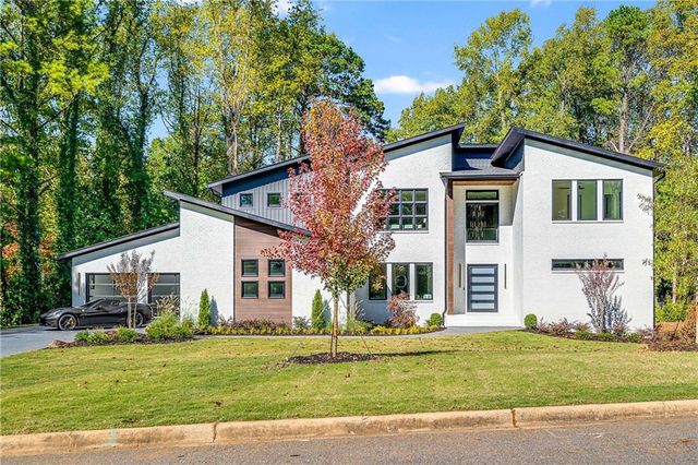 1000 Clementstone Drive, Atlanta, GA 30342