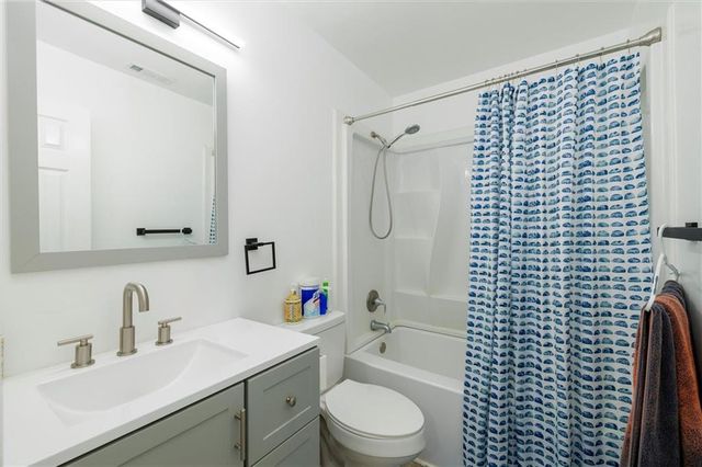 6462 Berryside Court, Lithonia, GA 30058