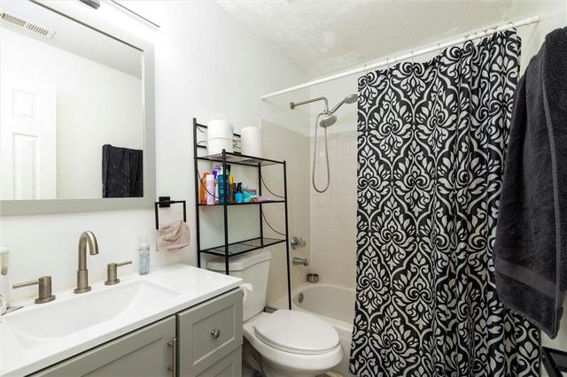 6462 Berryside Court, Lithonia, GA 30058