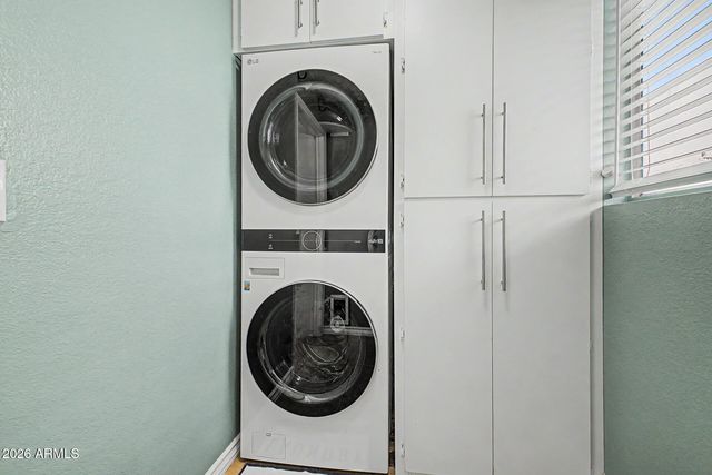 3747 E DULCIANA Avenue, Mesa, AZ 85206