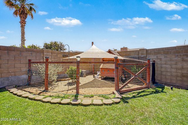 3747 E DULCIANA Avenue, Mesa, AZ 85206