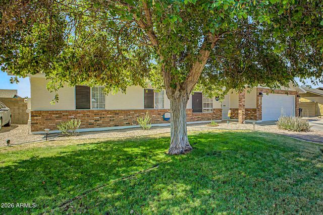 3747 E DULCIANA Avenue, Mesa, AZ 85206