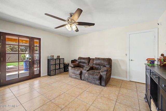 3747 E DULCIANA Avenue, Mesa, AZ 85206