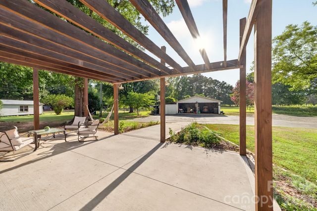 561 N Shiloh Road, York, SC 29745