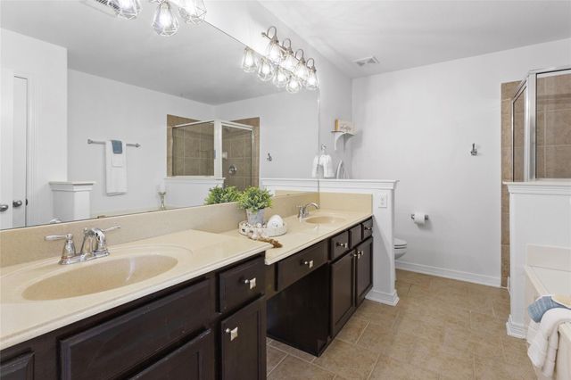 2840 Sand Dune Drive, Seabrook, TX 77586