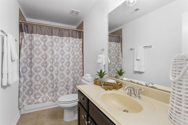 2840 Sand Dune Drive, Seabrook, TX 77586