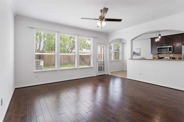 2840 Sand Dune Drive, Seabrook, TX 77586