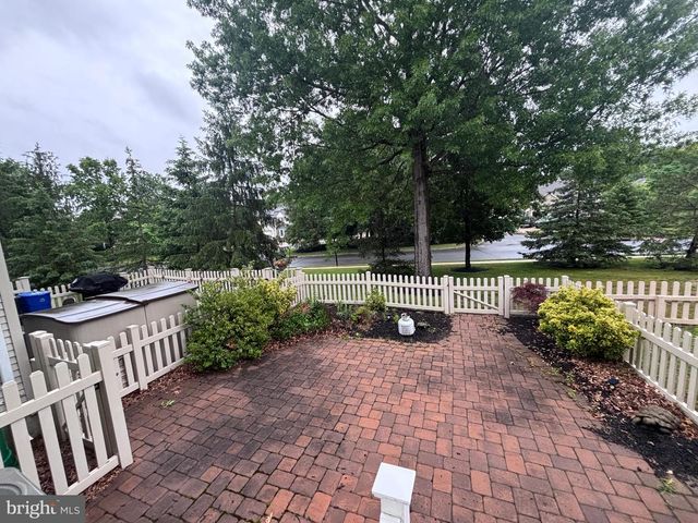 12 TASLEY CT, Robbinsville, NJ 08691
