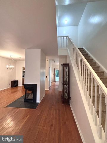 12 TASLEY CT, Robbinsville, NJ 08691