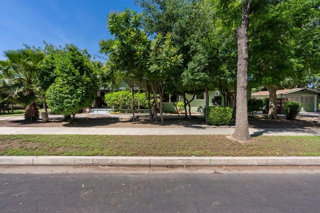 604 Maze Blvd, Modesto, CA 95351