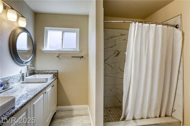 4068 Spitze Drive, Las Vegas, NV 89103