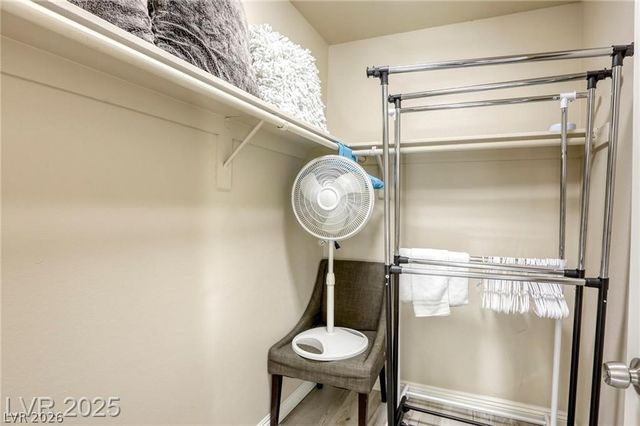 4068 Spitze Drive, Las Vegas, NV 89103