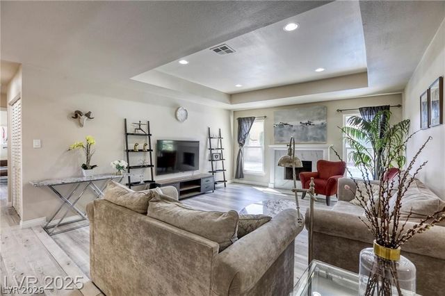 4068 Spitze Drive, Las Vegas, NV 89103