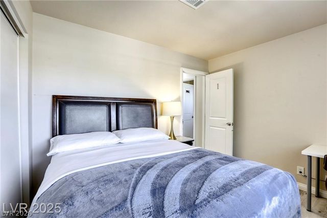4068 Spitze Drive, Las Vegas, NV 89103