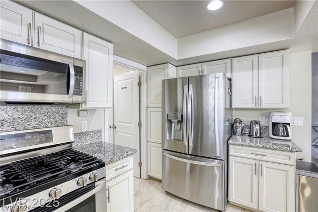 4068 Spitze Drive, Las Vegas, NV 89103