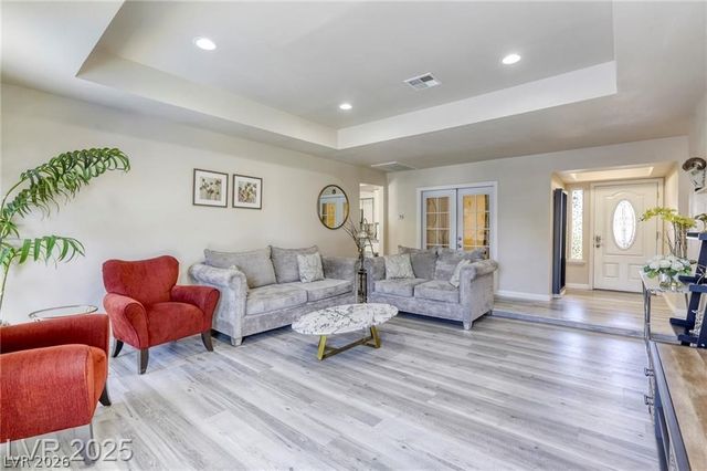 4068 Spitze Drive, Las Vegas, NV 89103
