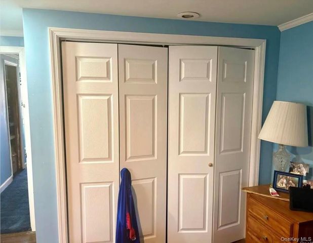 11 Tell Avenue, Deer Park, NY 11729