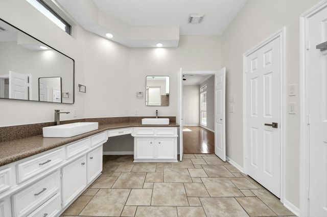 2807 Cedarville Drive, Kingwood, TX 77345